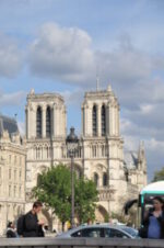 Paris und seine Kathedrale - Die Auferstehung